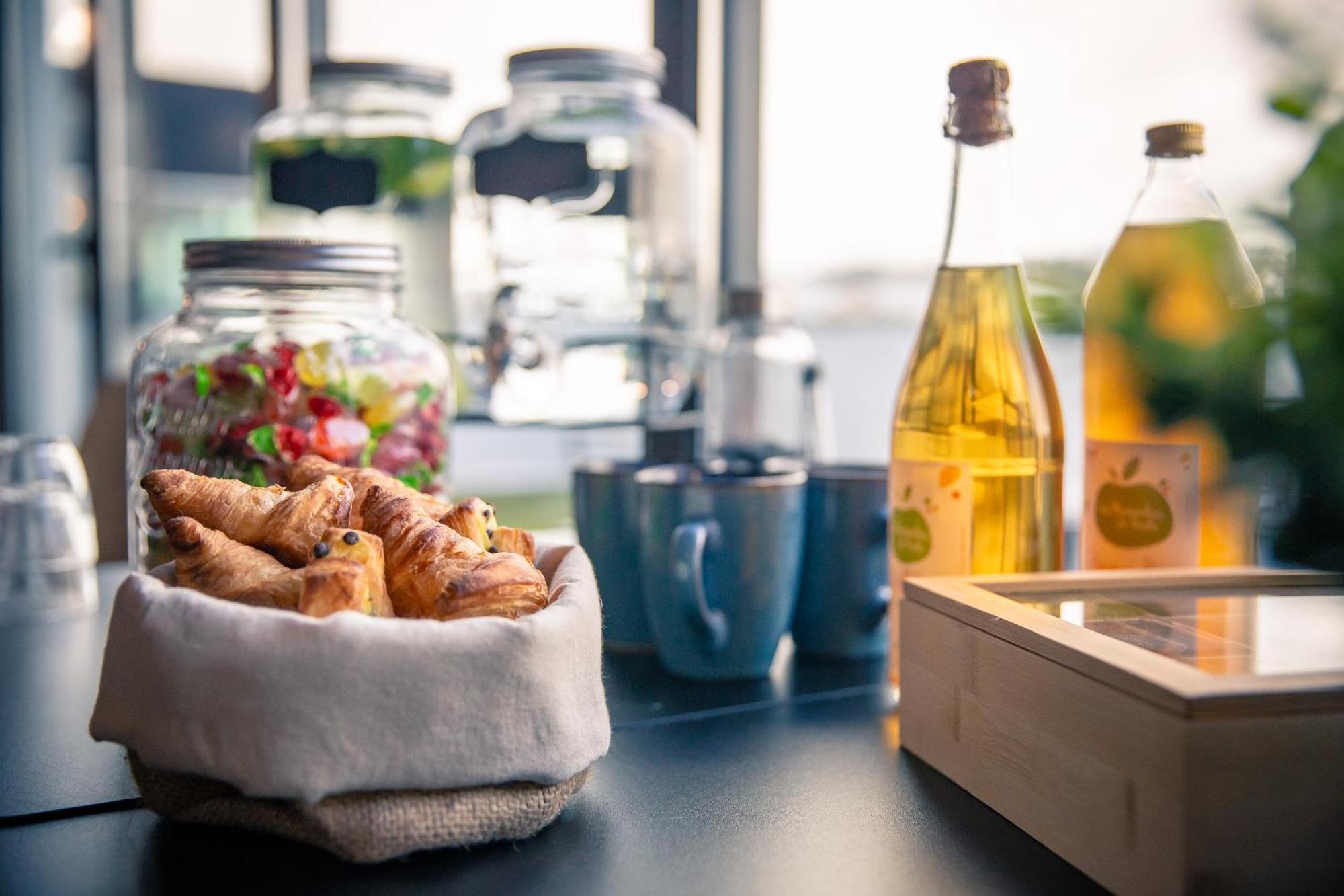 Jost Hostel Le Havre Centre Gare Zewnętrze zdjęcie